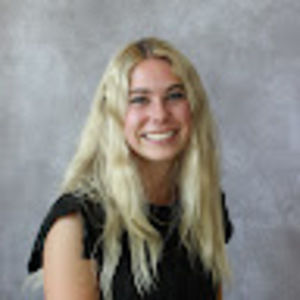 Meet your Posher, Alyssa